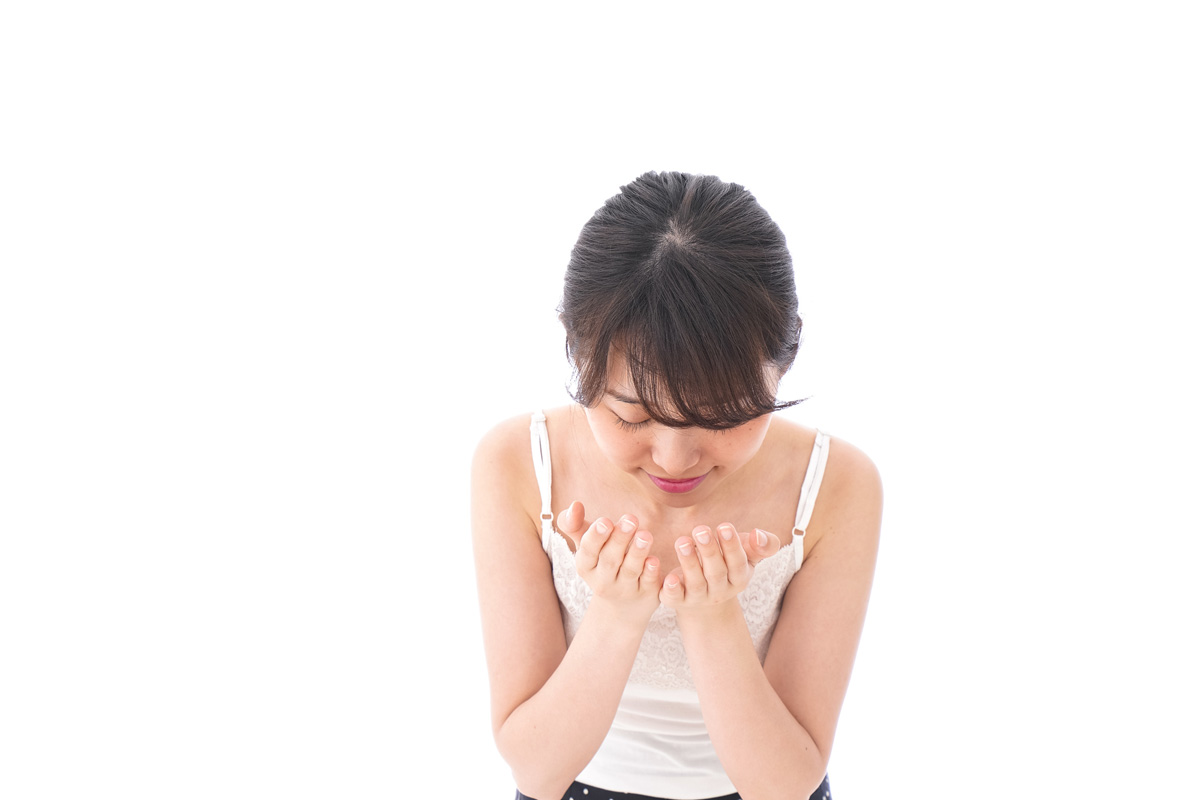 クレンジングオイルの使い方は 特徴や肌に負担をかけない方法をチェック メルヴィータ コラム